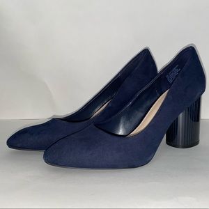 Navy chunky heels